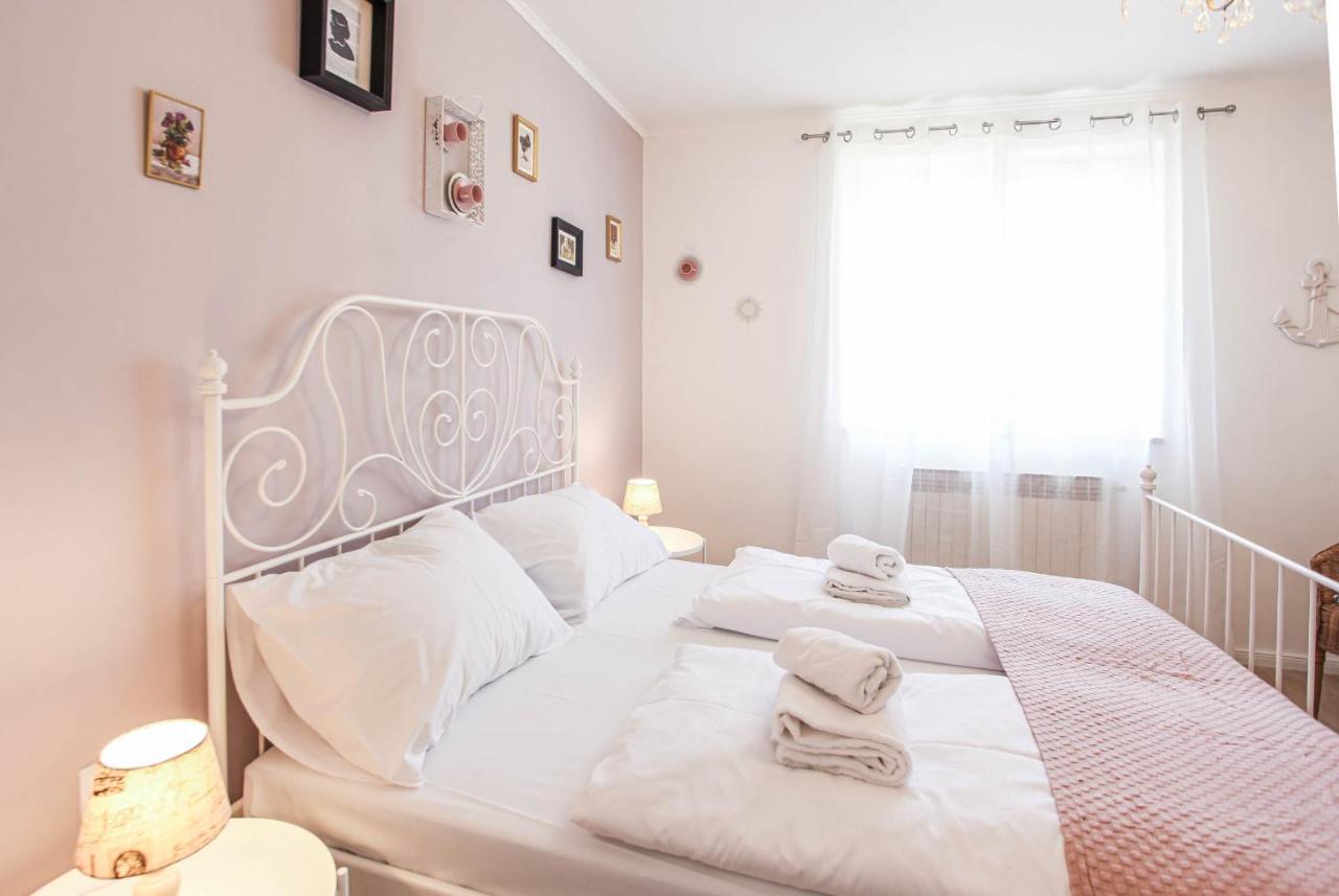 Sherlock'S Holidays Boutique Rooms Portoroz Luaran gambar