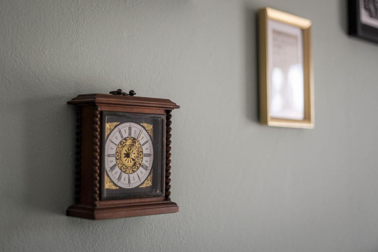 Sherlock'S Holidays Boutique Rooms Portoroz Luaran gambar
