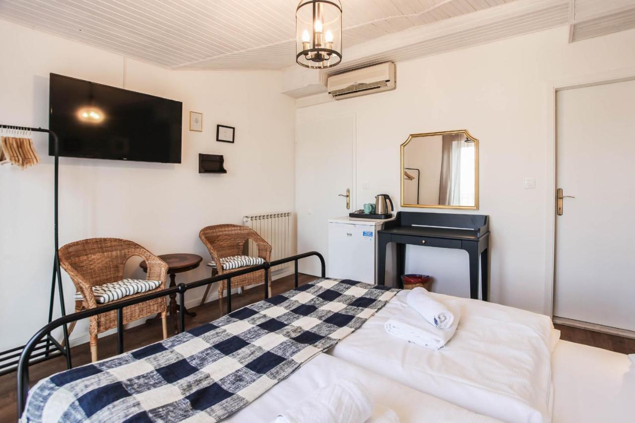 Sherlock'S Holidays Boutique Rooms Portoroz Luaran gambar