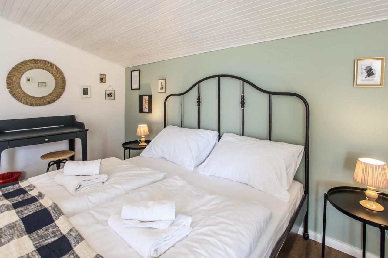 Sherlock'S Holidays Boutique Rooms Portoroz Luaran gambar